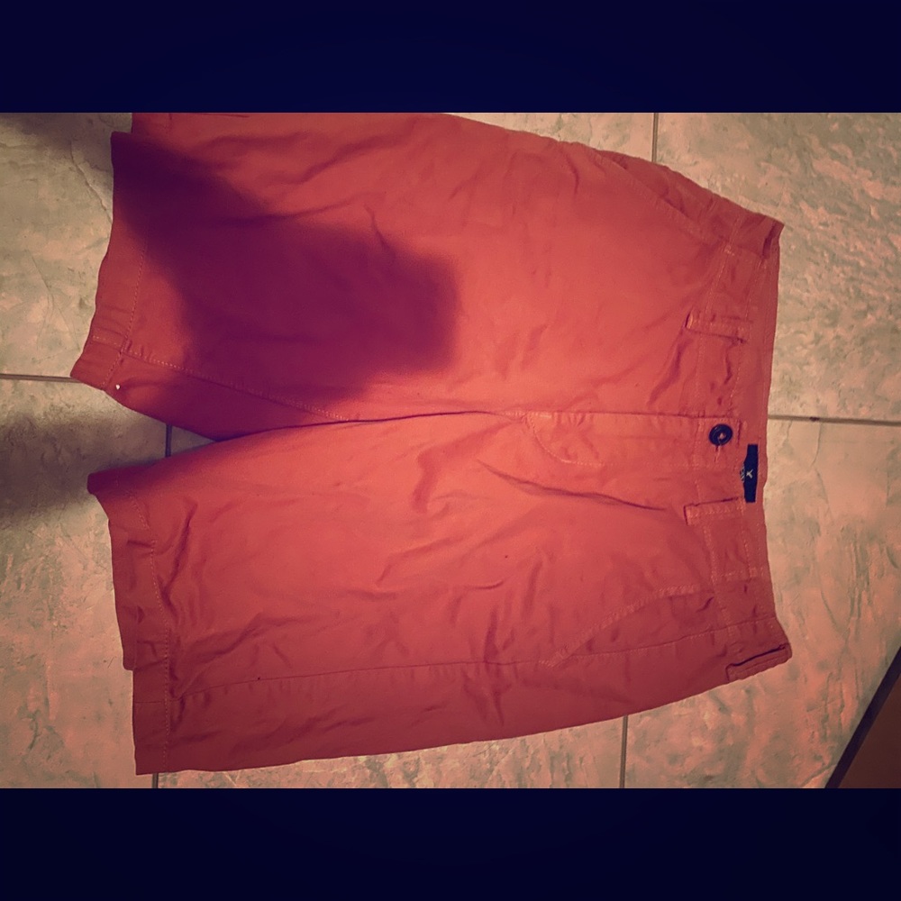 Light red/salmon American Eagle shorts